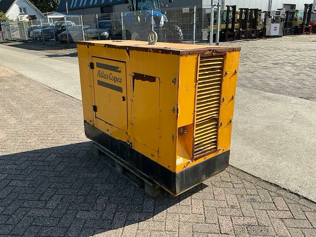2016 atlas copco eps303tde stroomgenerator - afbeelding 16 van  19