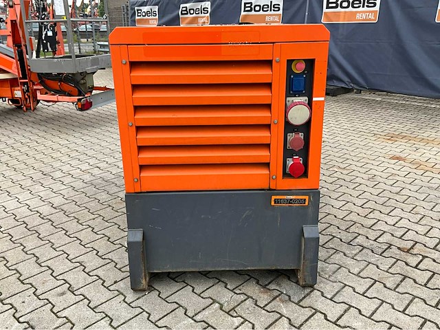 2016 atlas copco / grupos electrogenos europa qas 40 st3 aggregaat - afbeelding 11 van  16
