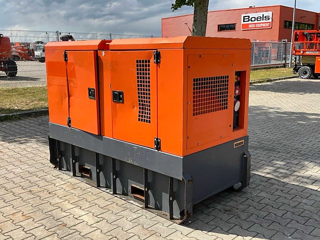 2016 atlas copco / grupos electrogenos europa qas 60 st3 stroom aggregaat - afbeelding 21 van  25