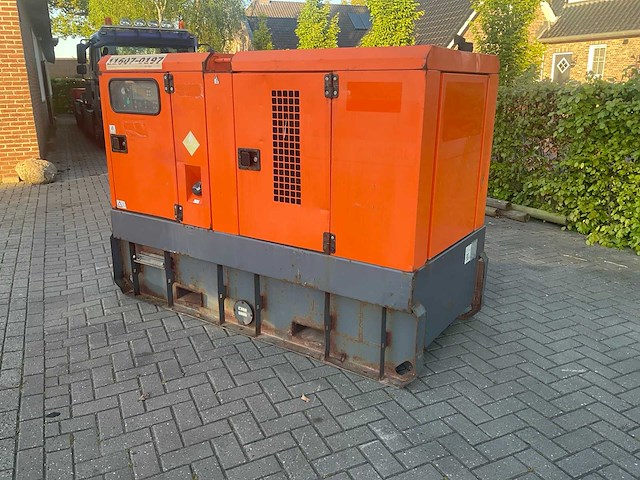 2016 atlas copco qas 60 stroomgenerator - afbeelding 1 van  9