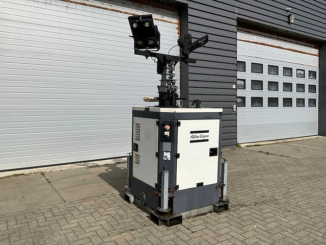 2016 atlas copco qlb 60 lichtmast - afbeelding 1 van  12