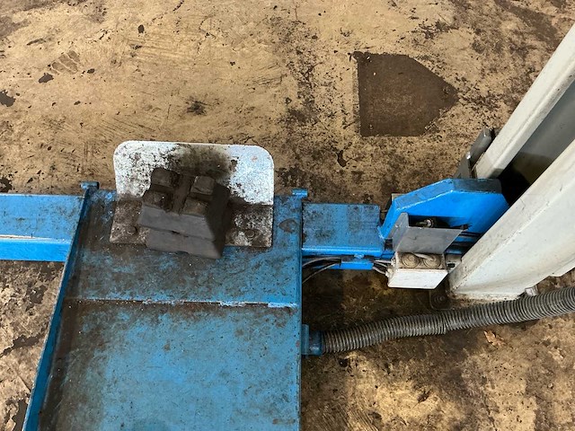 2016 autec al 5044vs hefbrug - afbeelding 14 van  16