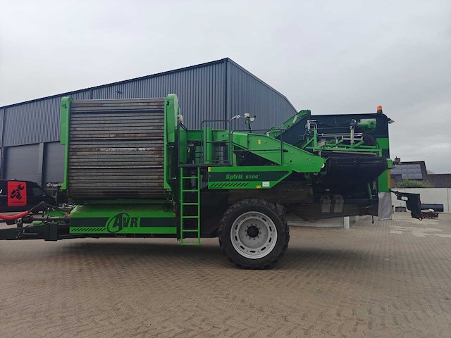 2016 avr spirit 9200 2-rijige bunkerverstekrooier 8 ton - afbeelding 15 van  16