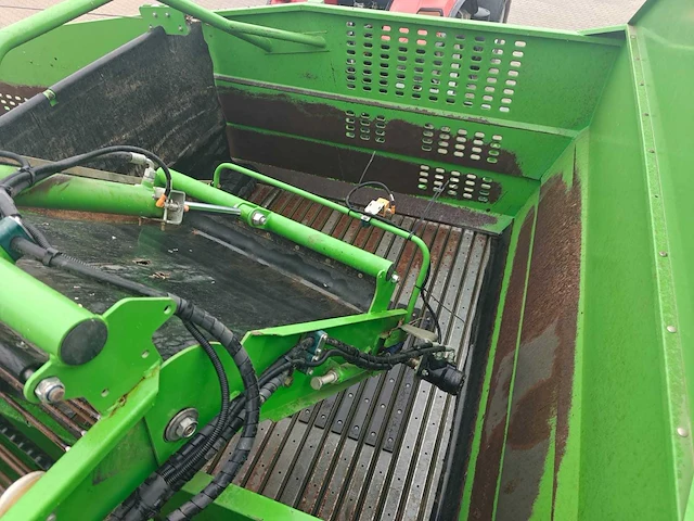 2016 avr spirit 9200 2-rijige bunkerverstekrooier 8 ton - afbeelding 10 van  25