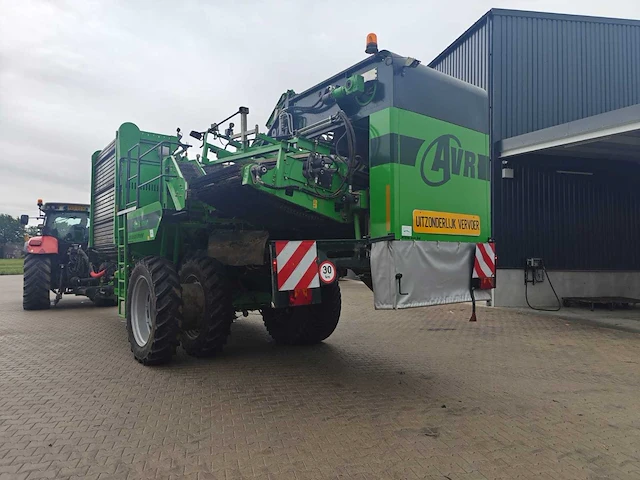 2016 avr spirit 9200 2-rijige bunkerverstekrooier 8 ton - afbeelding 20 van  25
