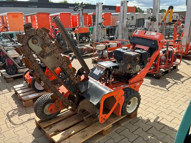 2016 barreto e1324d grondsleuvenfrees - afbeelding 1 van  16