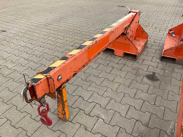 2016 bauer kth 2,5 ‘s’ heftruck hijsjib / hijsarm - afbeelding 4 van  6