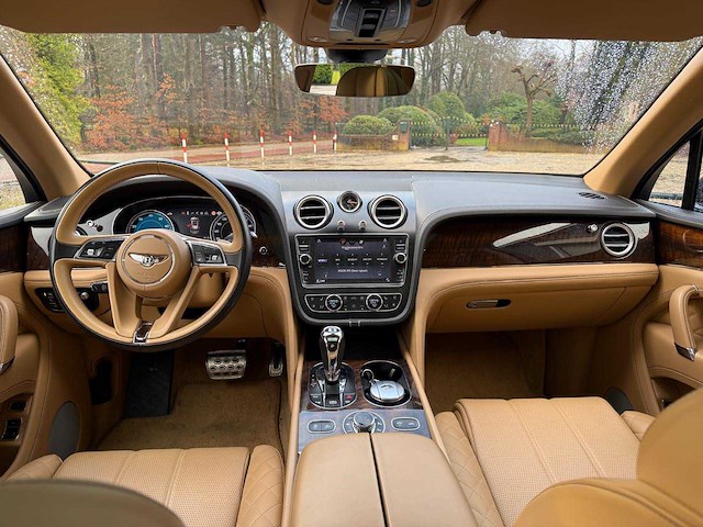 2016 bentley bentayga w12 608pk personenauto - afbeelding 8 van  11