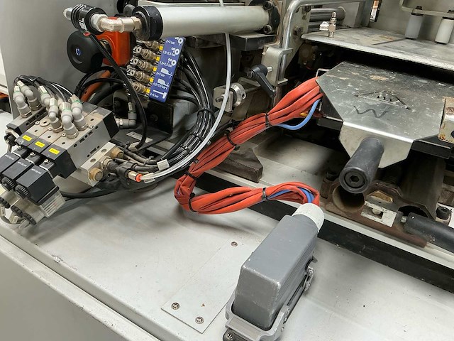 2016 biesse jade 340 halfautomatische kantenaanlijmmachine - afbeelding 12 van  43