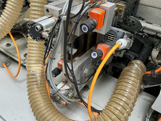 2016 biesse jade 340 halfautomatische kantenaanlijmmachine - afbeelding 15 van  43