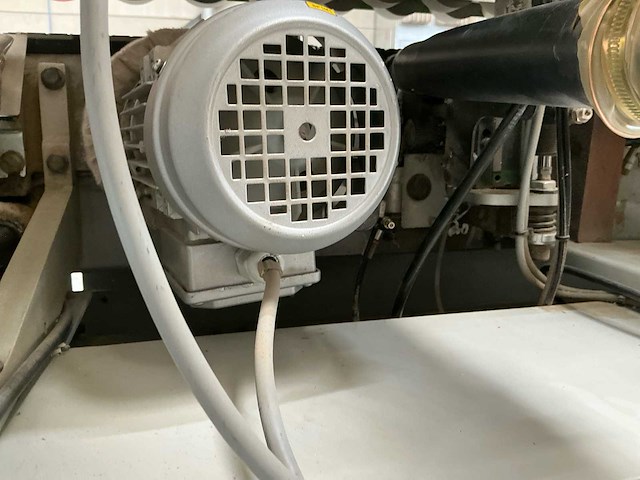 2016 biesse jade 340 halfautomatische kantenaanlijmmachine - afbeelding 23 van  43