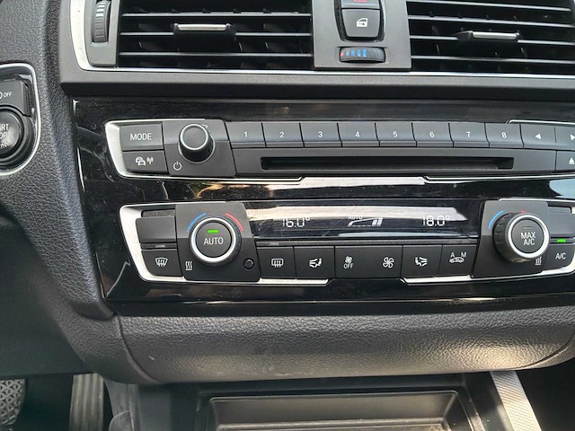 2016 bmw 1-serie 118i cent exe personenauto - afbeelding 6 van  42