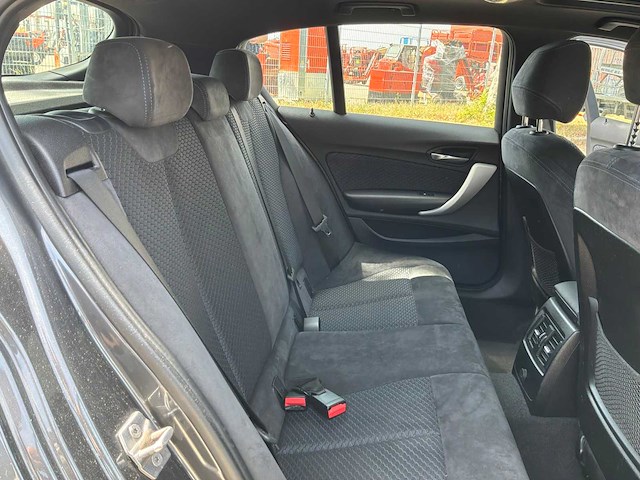2016 bmw 1-serie 118i cent exe personenauto - afbeelding 22 van  42