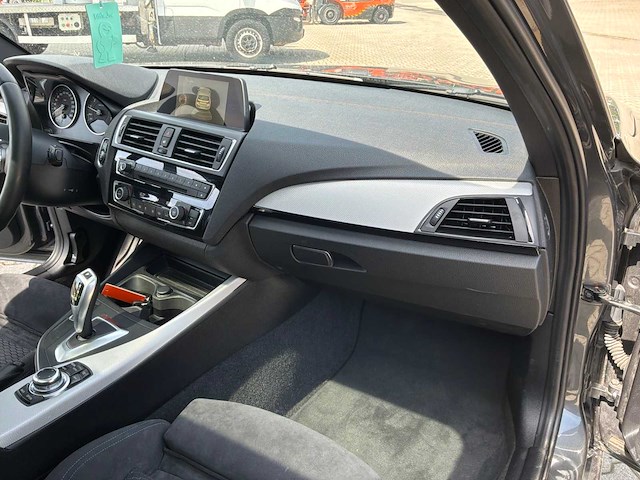 2016 bmw 1-serie 118i cent exe personenauto - afbeelding 27 van  42