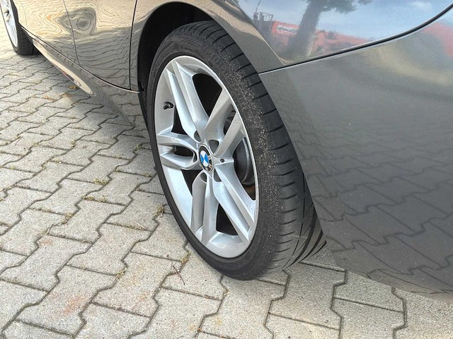 2016 bmw 1-serie 118i cent exe personenauto - afbeelding 33 van  42