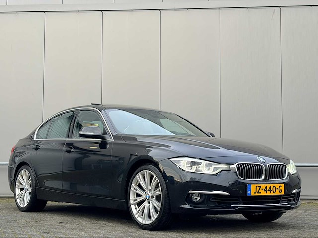 2016 bmw 3-serie 330e m pakket cent.hi.ex. personenauto - afbeelding 16 van  22