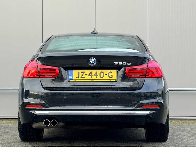 2016 bmw 3-serie 330e m pakket cent.hi.ex. personenauto - afbeelding 19 van  22