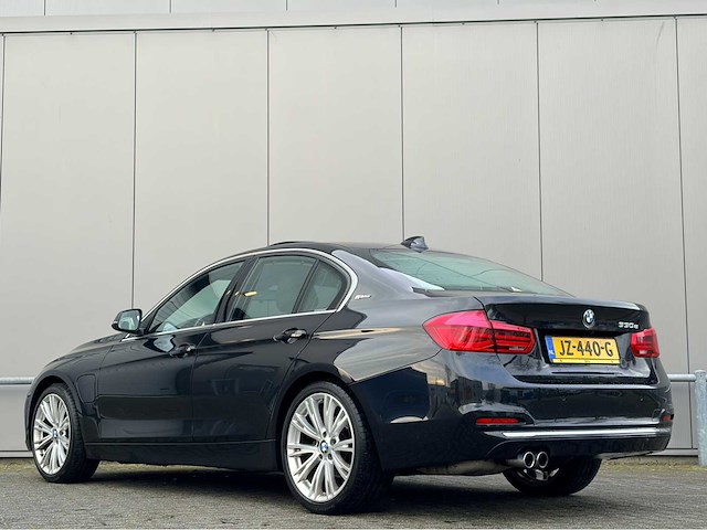 2016 bmw 3-serie 330e m pakket cent.hi.ex. personenauto - afbeelding 20 van  22