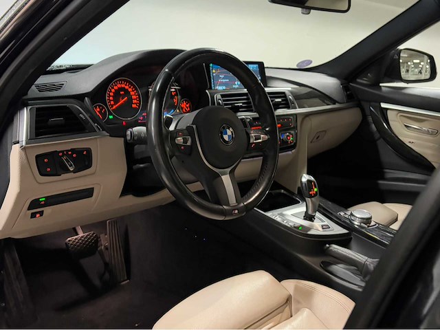 2016 bmw 3-serie 330e m pakket cent.hi.ex. personenauto - afbeelding 21 van  22