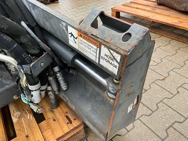 2016 bobcat 18pla asfaltfreesmachine / betonfreesmachine - afbeelding 3 van  12