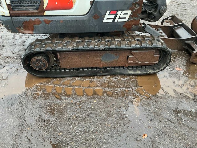 2016 bobcat e19 minigraafmachine - afbeelding 3 van  40