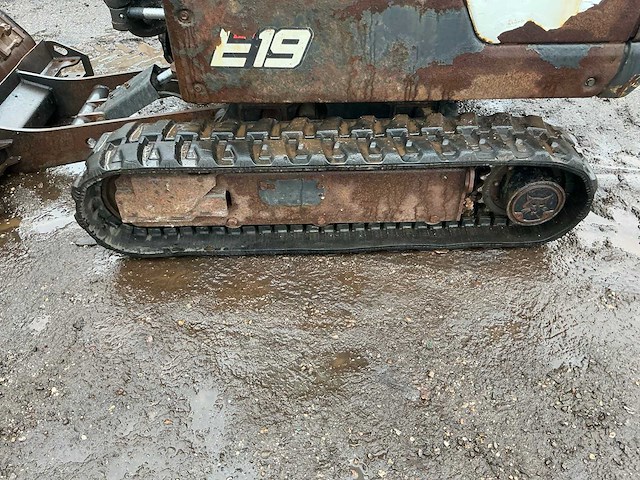 2016 bobcat e19 minigraafmachine - afbeelding 40 van  40