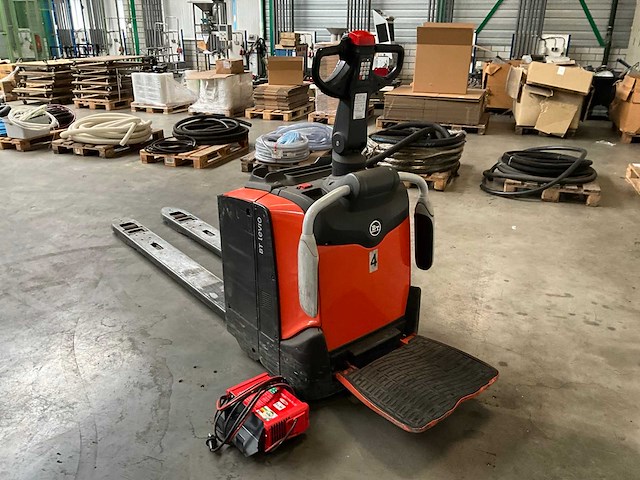 2016 bt lpe200 elektrische palletwagen - afbeelding 5 van  11