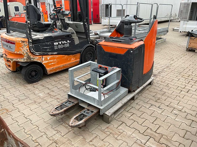 2016 bt lpe200 elektrische palletwagen - afbeelding 1 van  13