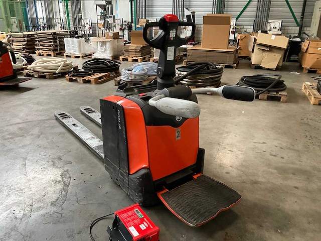 2016 bt lpe200 elektrische palletwagen - afbeelding 2 van  4