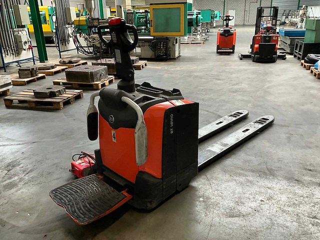 2016 bt lpe200 elektrische palletwagen - afbeelding 2 van  3