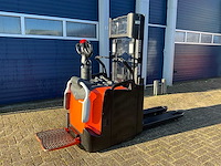 2016 bt spe200d stapelaar - afbeelding 1 van  12