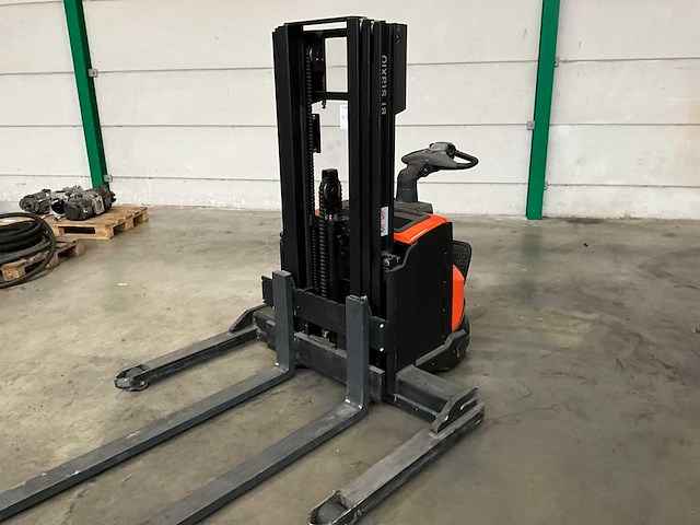 2016 bt staxio swe120s breedspoor stapelaar - afbeelding 8 van  14