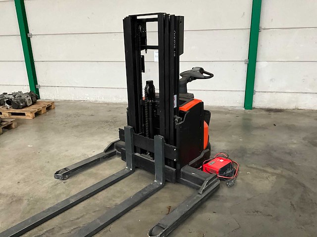 2016 bt staxio swe120s breedspoor stapelaar - afbeelding 7 van  13