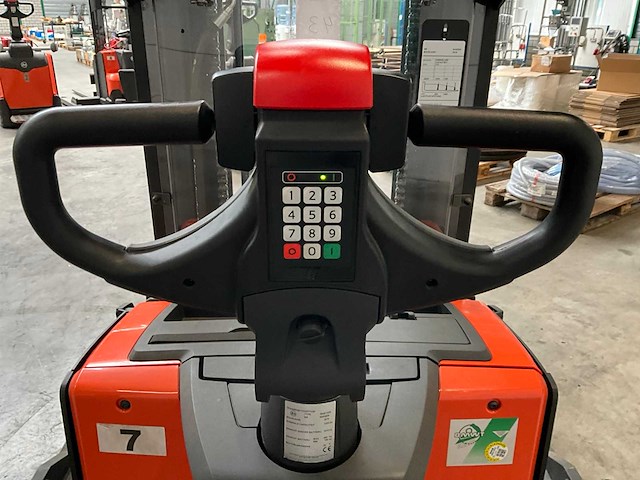 2016 bt staxio swe120s breedspoor stapelaar - afbeelding 14 van  14