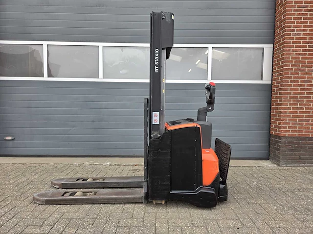 2016 bt swe140l freelift meerijstapelaar - afbeelding 1 van  7