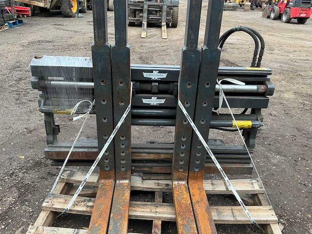 2016 cascade 28g2-fds-117 dubbel vorkenbord heftruck toebehoren - afbeelding 2 van  14