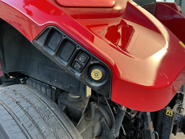 2016 case ih farmall 105u vierwielaangedreven landbouwtractor - afbeelding 2 van  22