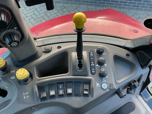 2016 case ih farmall 105u vierwielaangedreven landbouwtractor - afbeelding 8 van  22