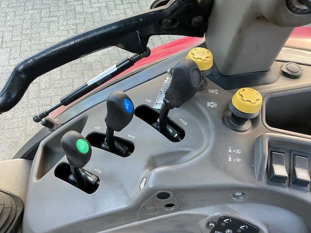 2016 case ih farmall 105u vierwielaangedreven landbouwtractor - afbeelding 9 van  22