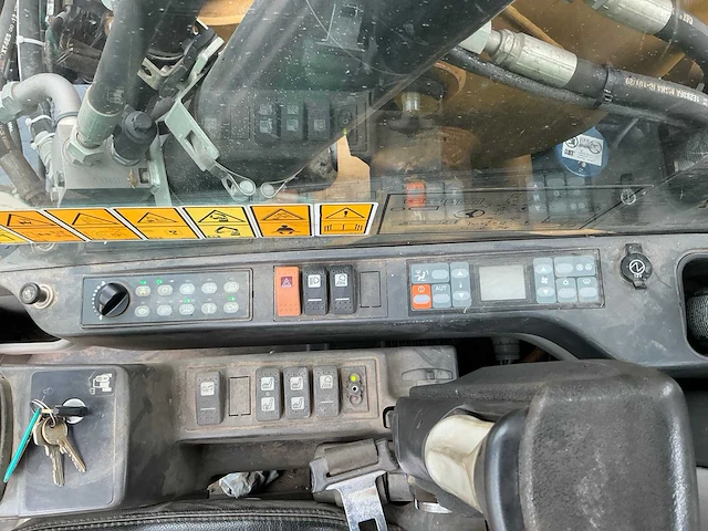 2016 caterpillar m313d banden graafmachine - afbeelding 20 van  36