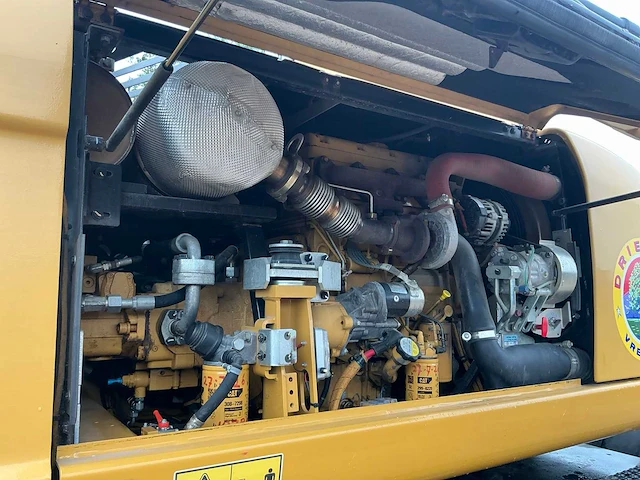 2016 caterpillar m313d banden graafmachine - afbeelding 24 van  36
