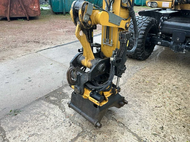 2016 caterpillar m313d banden graafmachine - afbeelding 35 van  36