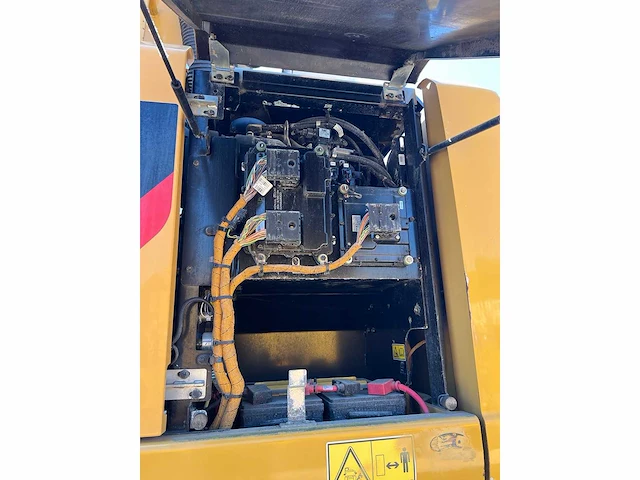 2016 caterpillar mh3022 banden graafmachine - afbeelding 18 van  28