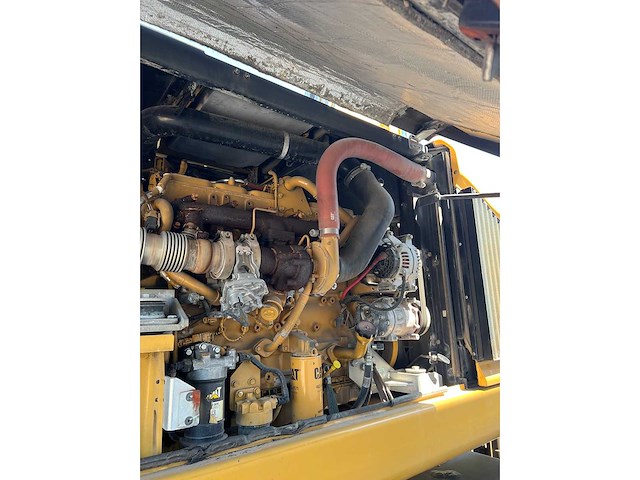 2016 caterpillar mh3022 banden graafmachine - afbeelding 14 van  23