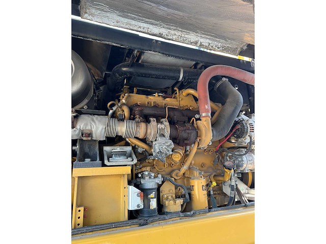 2016 caterpillar mh3022 banden graafmachine - afbeelding 16 van  23