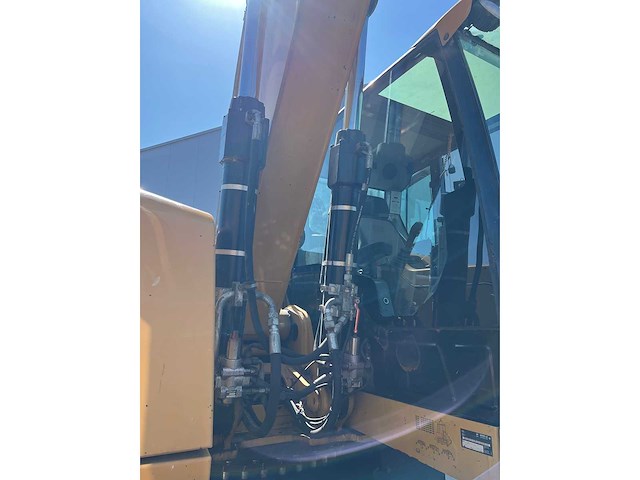 2016 caterpillar mh3022 banden graafmachine - afbeelding 17 van  23