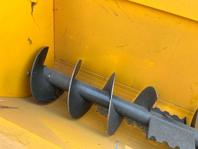 2016 çelikel perpetual semi-automatische silage verpakkingsinstallatie met 2 m³ mengbunker en 7 m transportband - afbeelding 24 van  38
