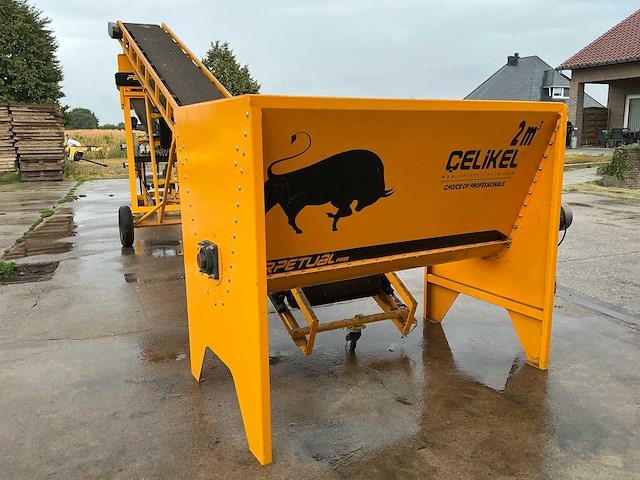 2016 çelikel perpetual semi-automatische silage verpakkingsinstallatie met 2 m³ mengbunker en 7 m transportband - afbeelding 25 van  38