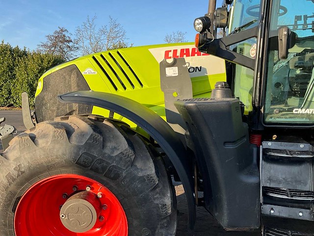 2016 claas arion 650 vierwielaangedreven landbouwtractor met voorlader - afbeelding 15 van  40