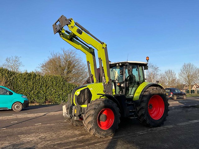 2016 claas arion 650 vierwielaangedreven landbouwtractor met voorlader - afbeelding 23 van  40